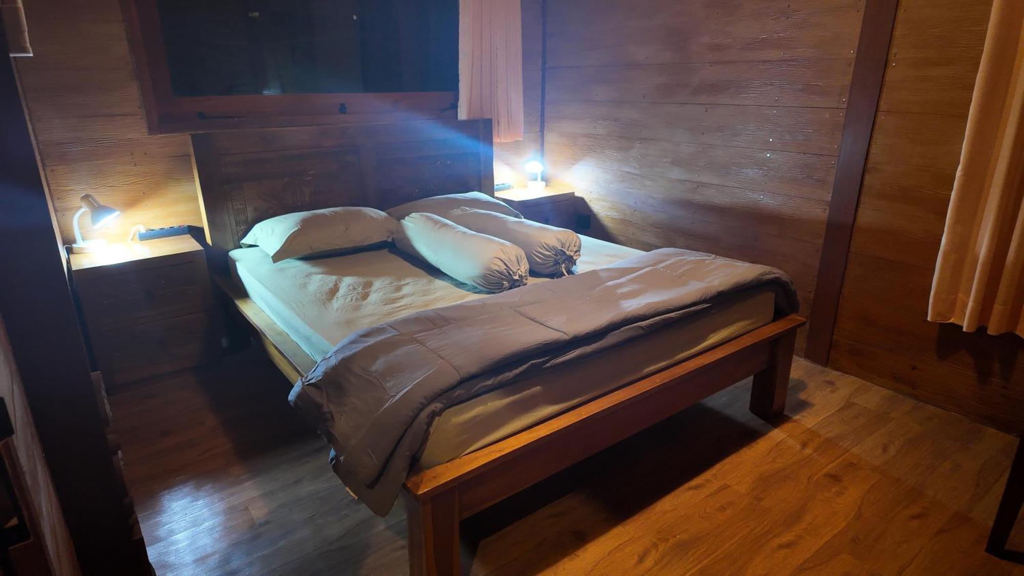 Villa Private Joglo In Heart Of Sanur Zimmer foto